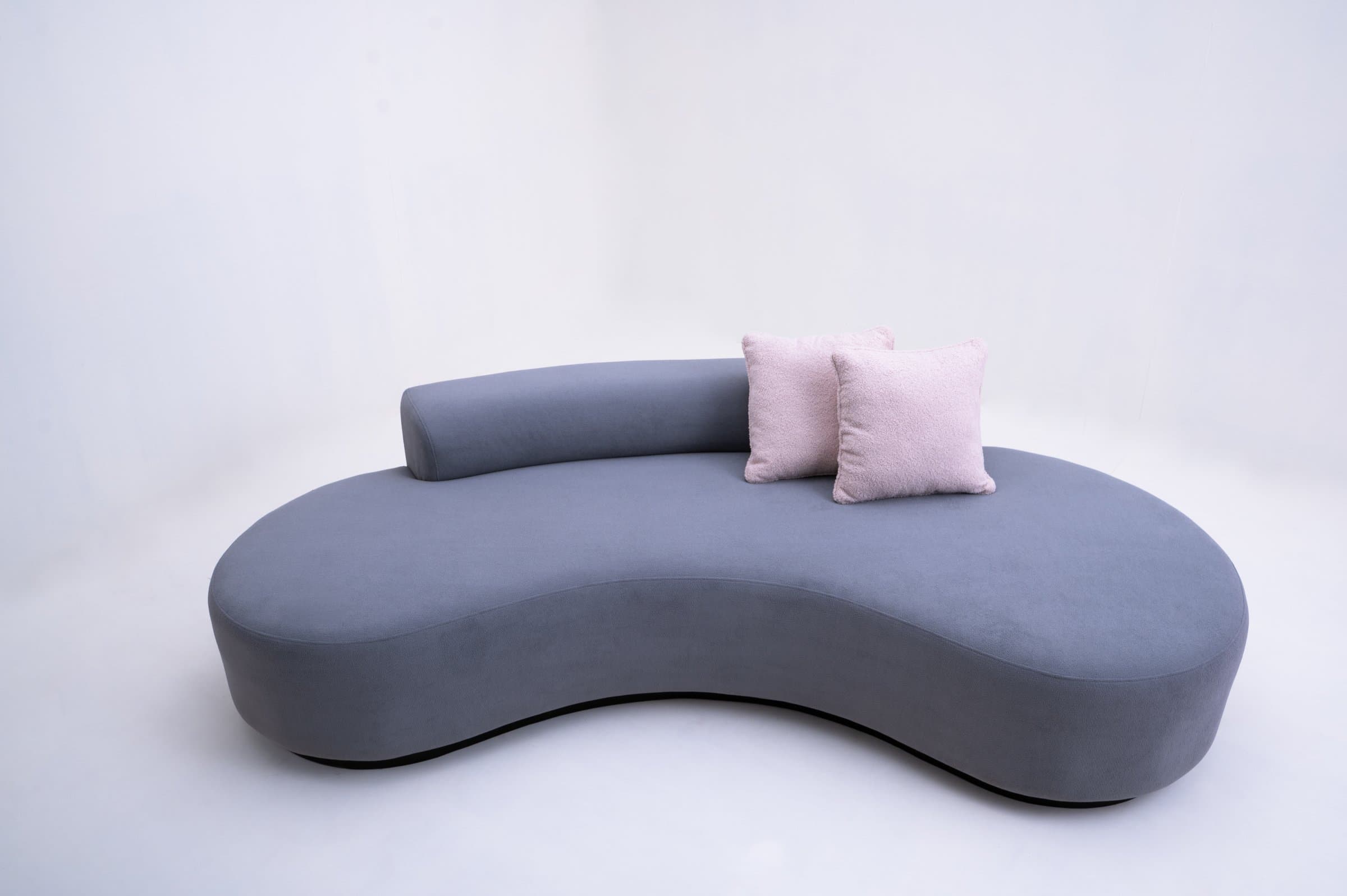 Lady Crescent, seating — photo 3 of 6