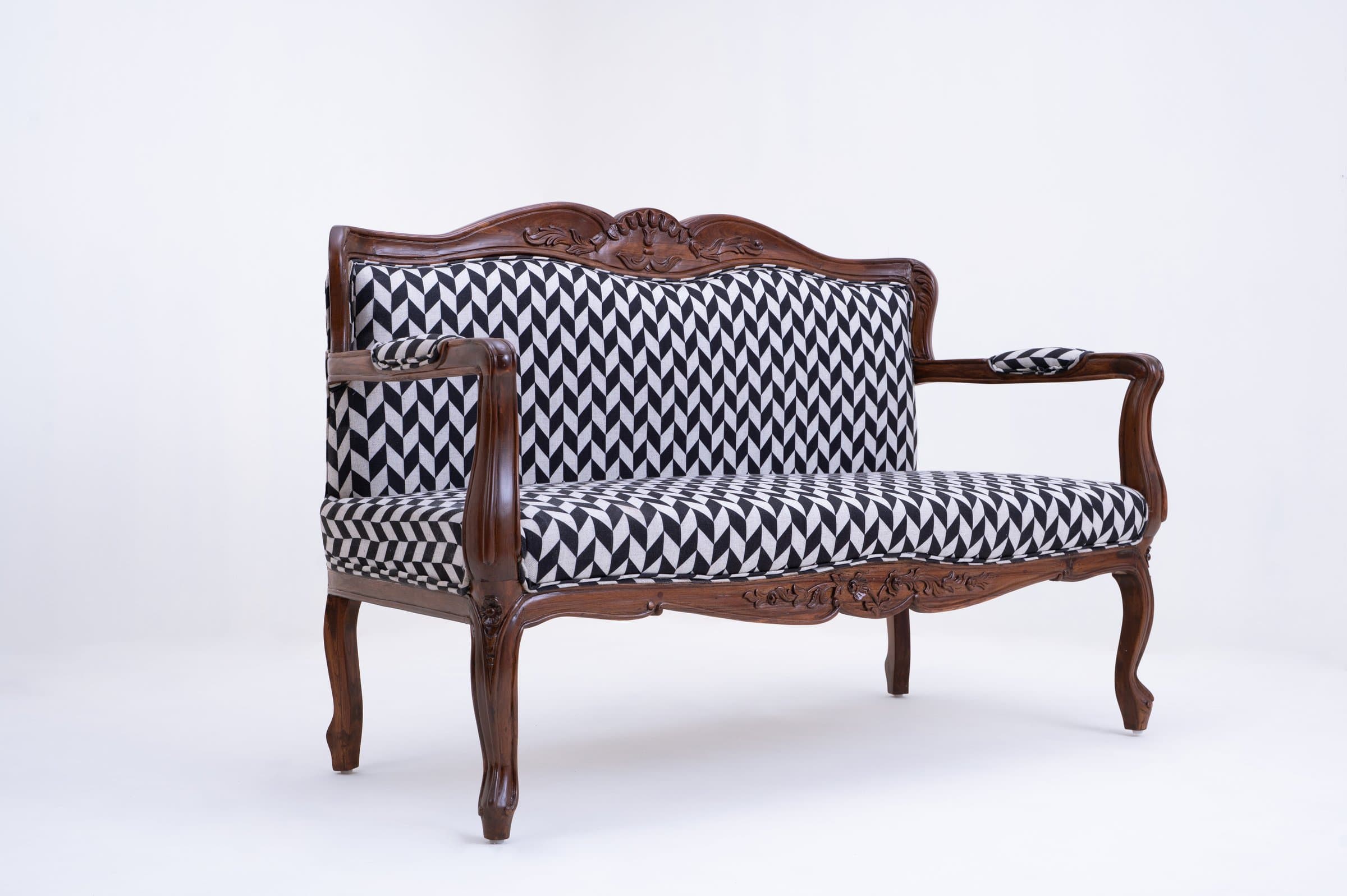 The Dowager, seating — photo 3 of 5