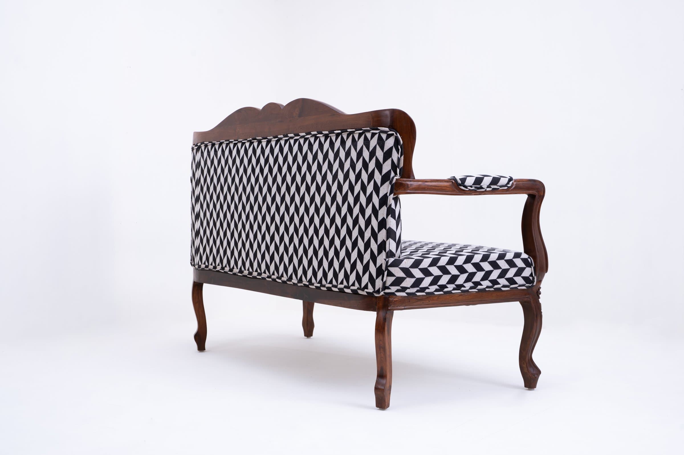 The Dowager, seating — photo 4 of 5