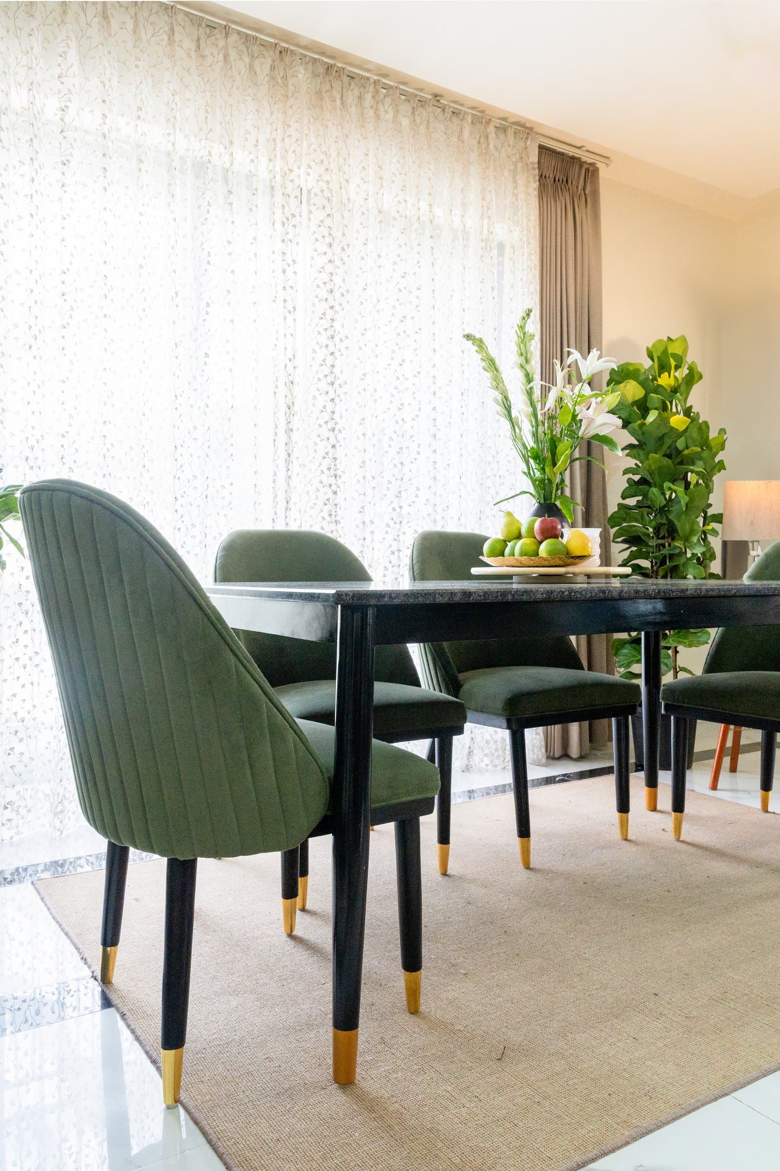 A 1,500 sq. ft. home where every room commits to its own colour — photo 24 of 31