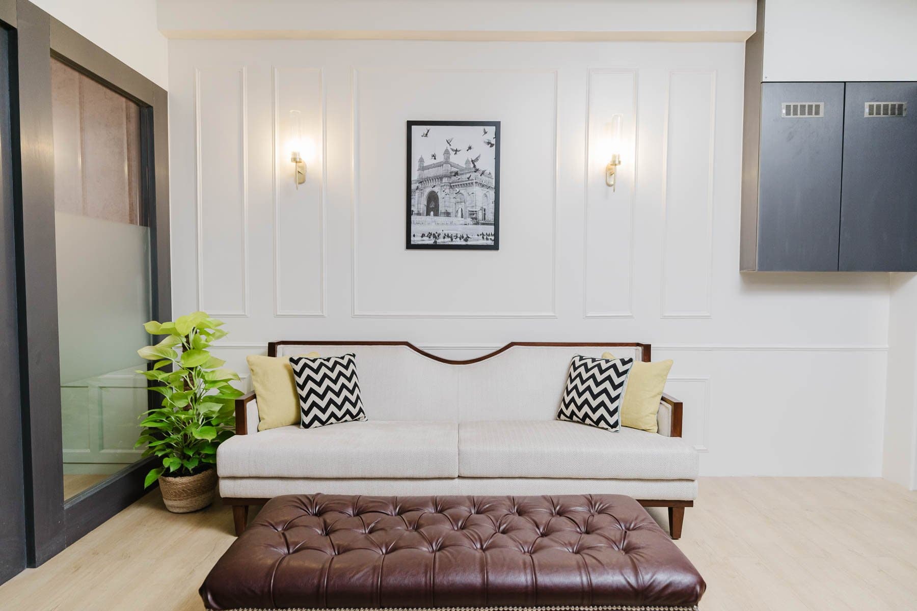 A 500 sq. ft. law office layered with heritage charm — photo 10 of 12