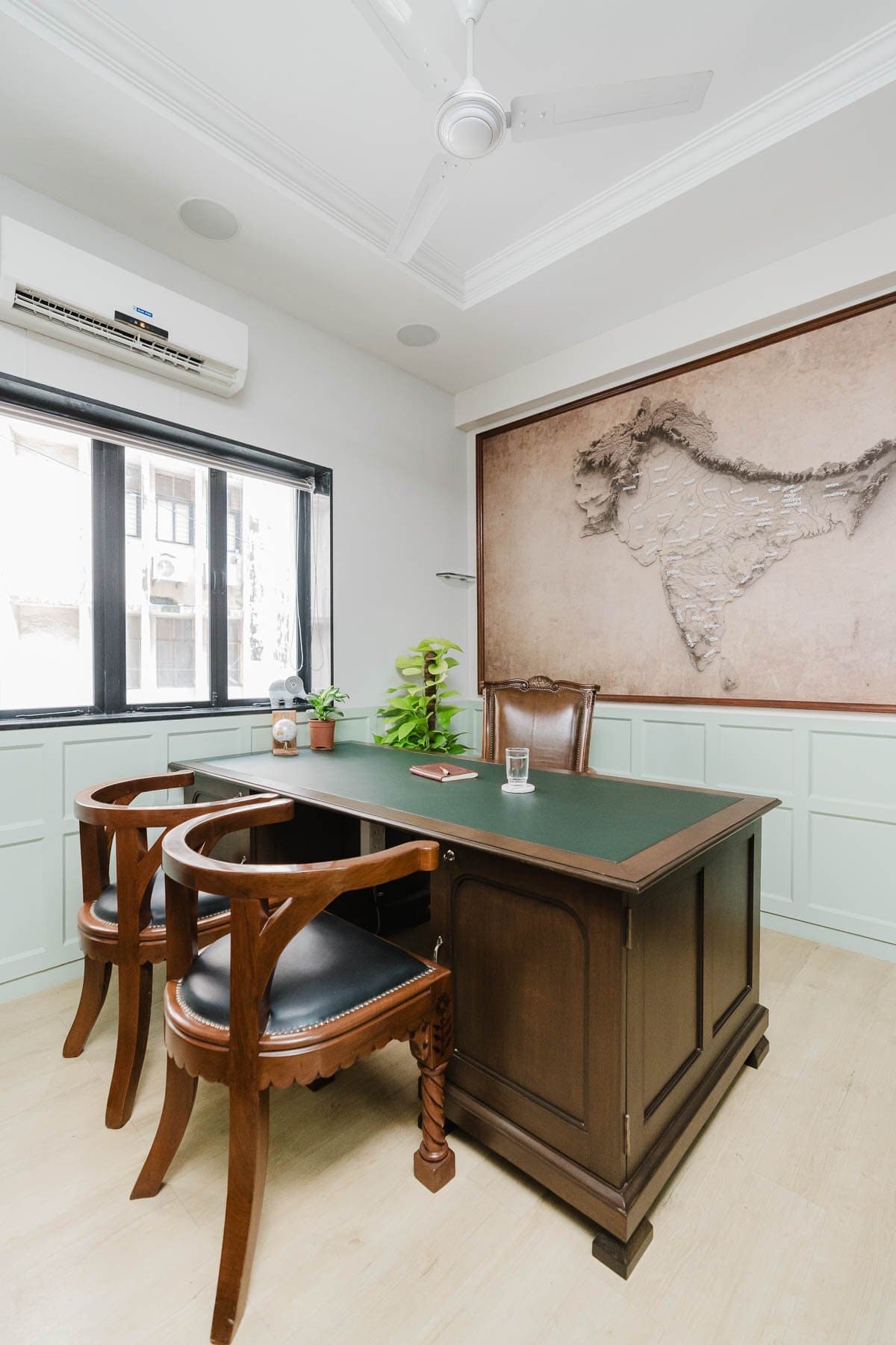 A 500 sq. ft. law office layered with heritage charm — photo 2 of 12
