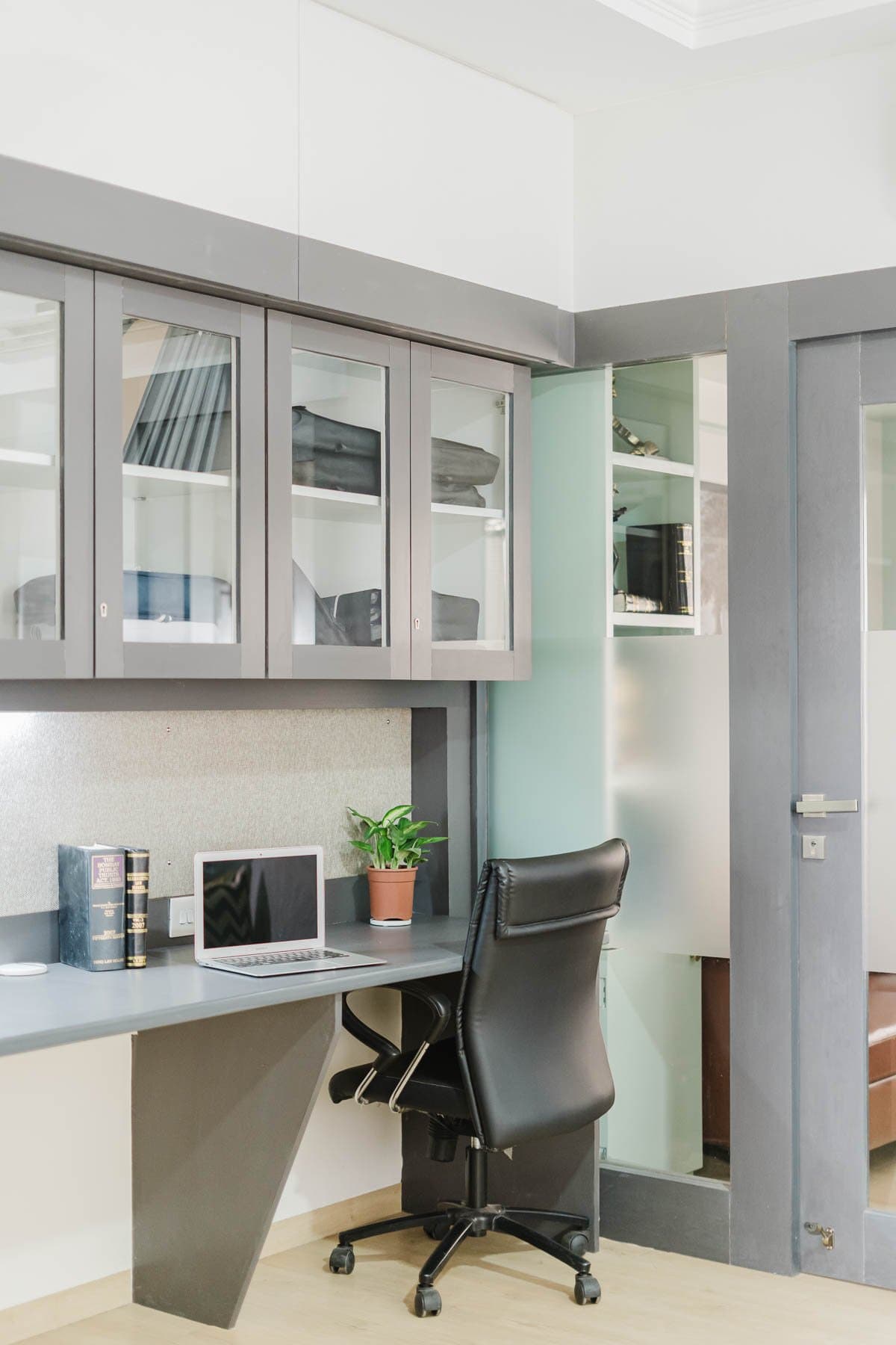 A 500 sq. ft. law office layered with heritage charm — photo 9 of 12
