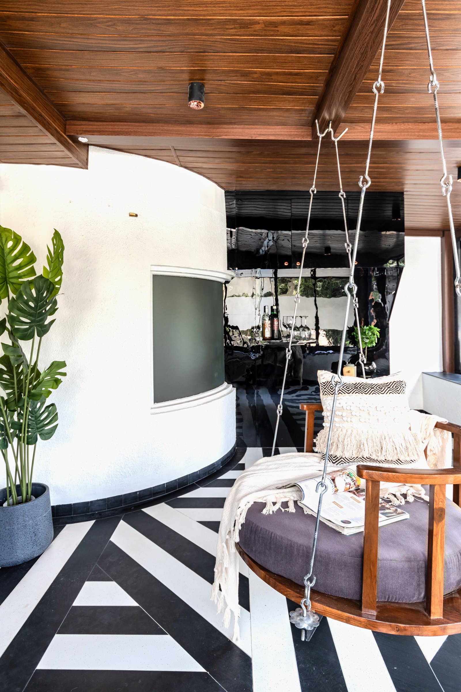 A 700 sq. ft. bedroom where storage disappears into every corner — photo 10 of 23