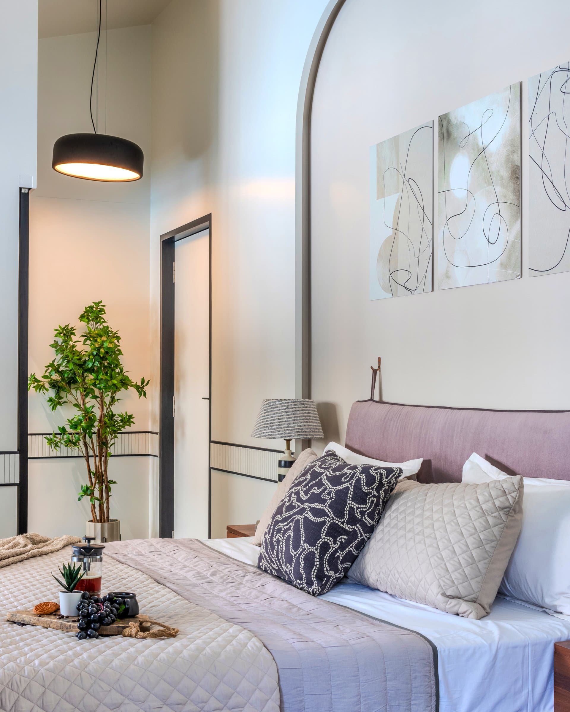 A 700 sq. ft. bedroom where storage disappears into every corner — photo 18 of 23