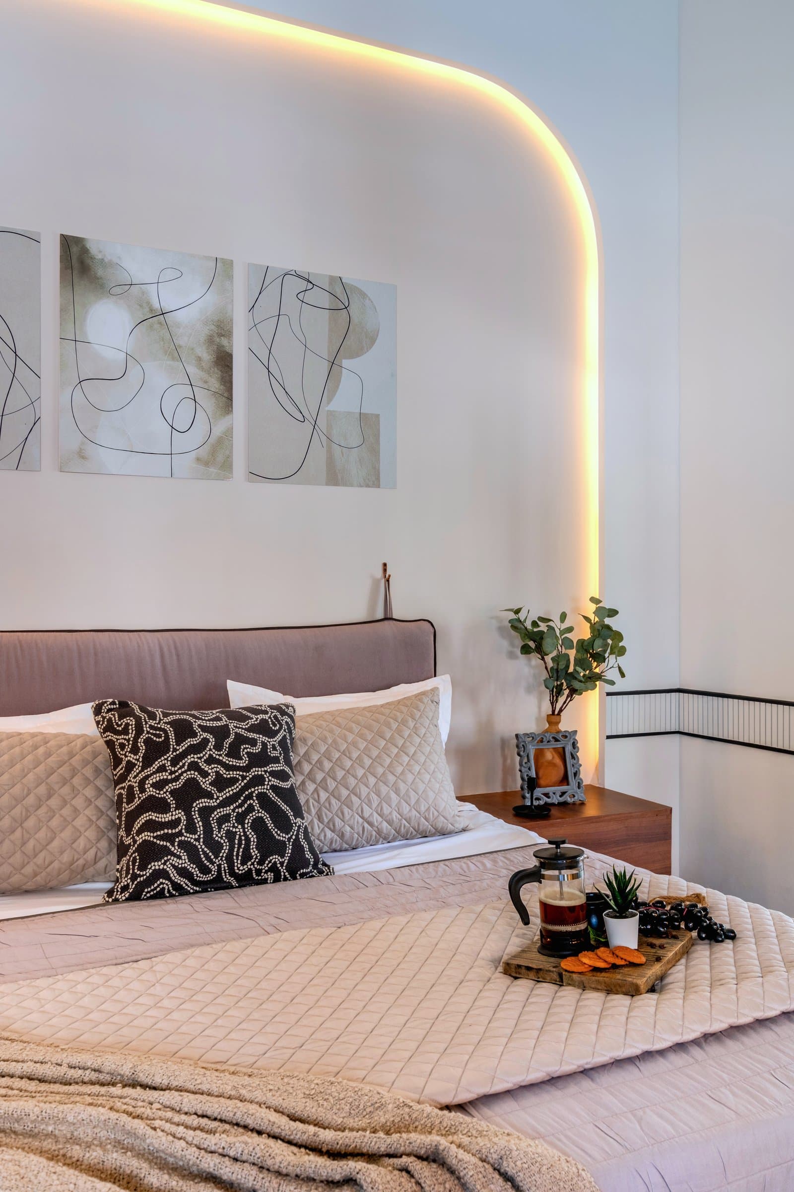 A 700 sq. ft. bedroom where storage disappears into every corner — photo 3 of 23